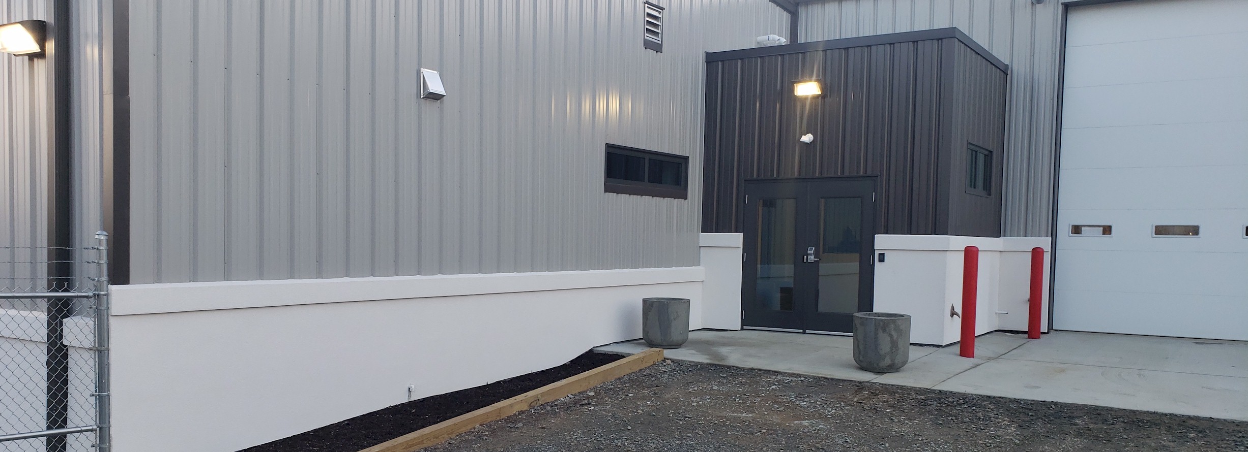 Barr-Nunn Charlotte, NC truck terminal building showing driver main entrance