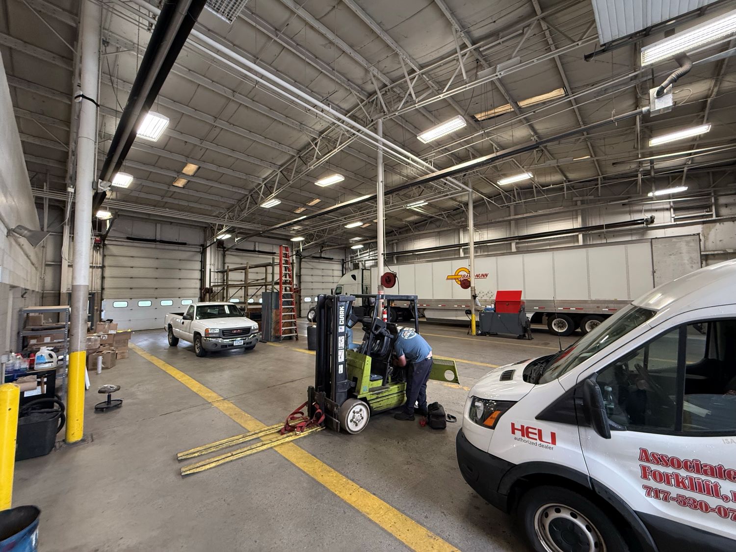 Barr-Nunn Shippensburg, PA truck terminal building maintenance and service bays